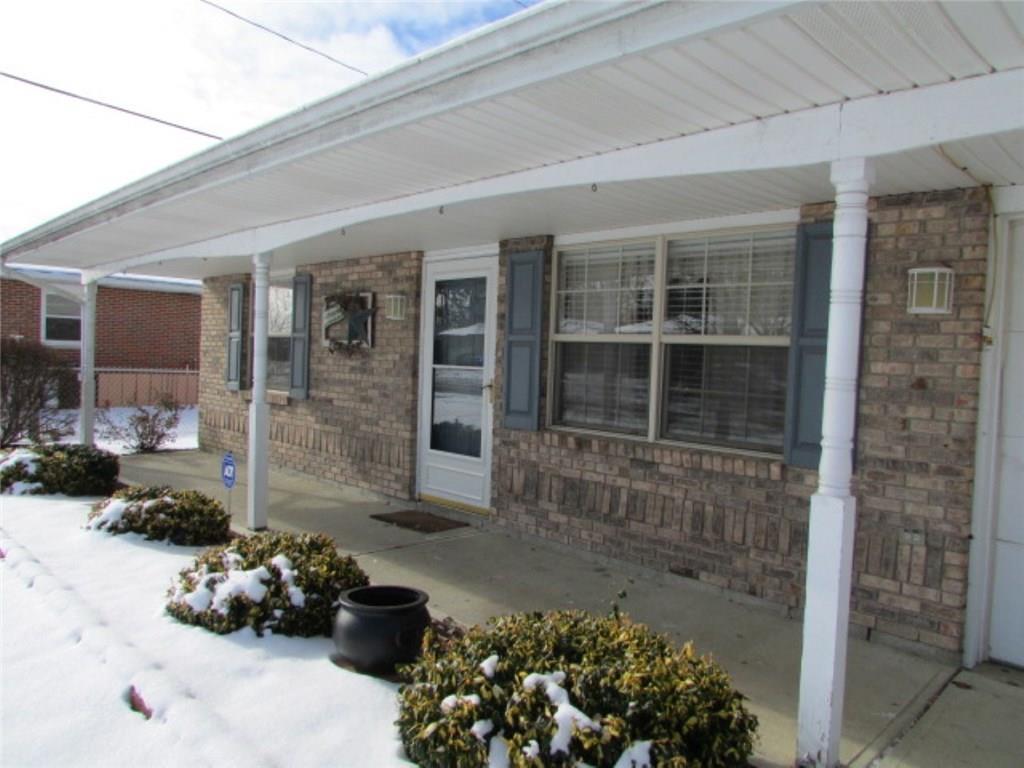 5545 West Ridgewood Road Springfield, OH 45502 - Photo 2 of 22