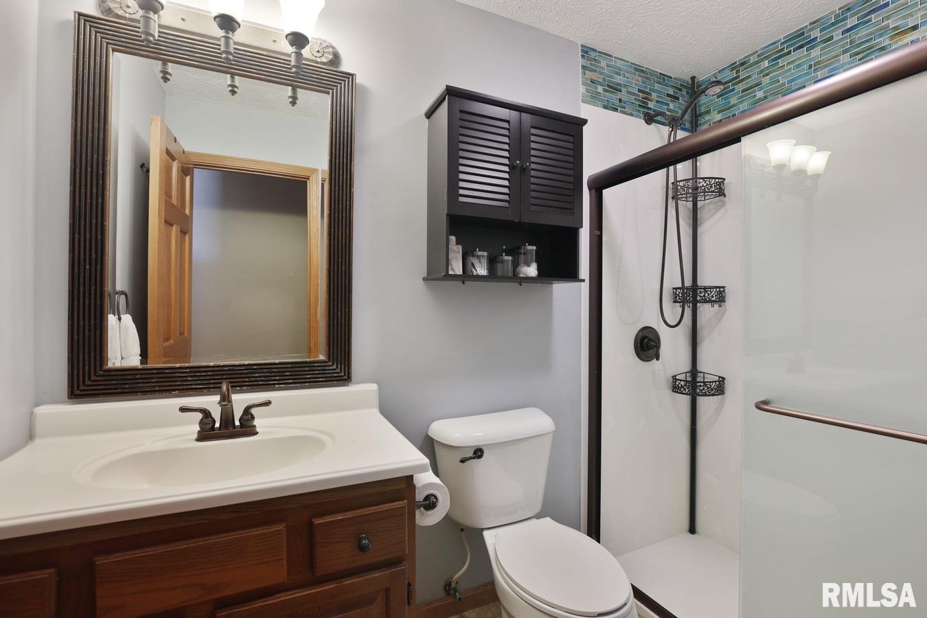 104 Verona Drive Springfield, IL 62703 - Photo 12 of 26 Gallery Image 12