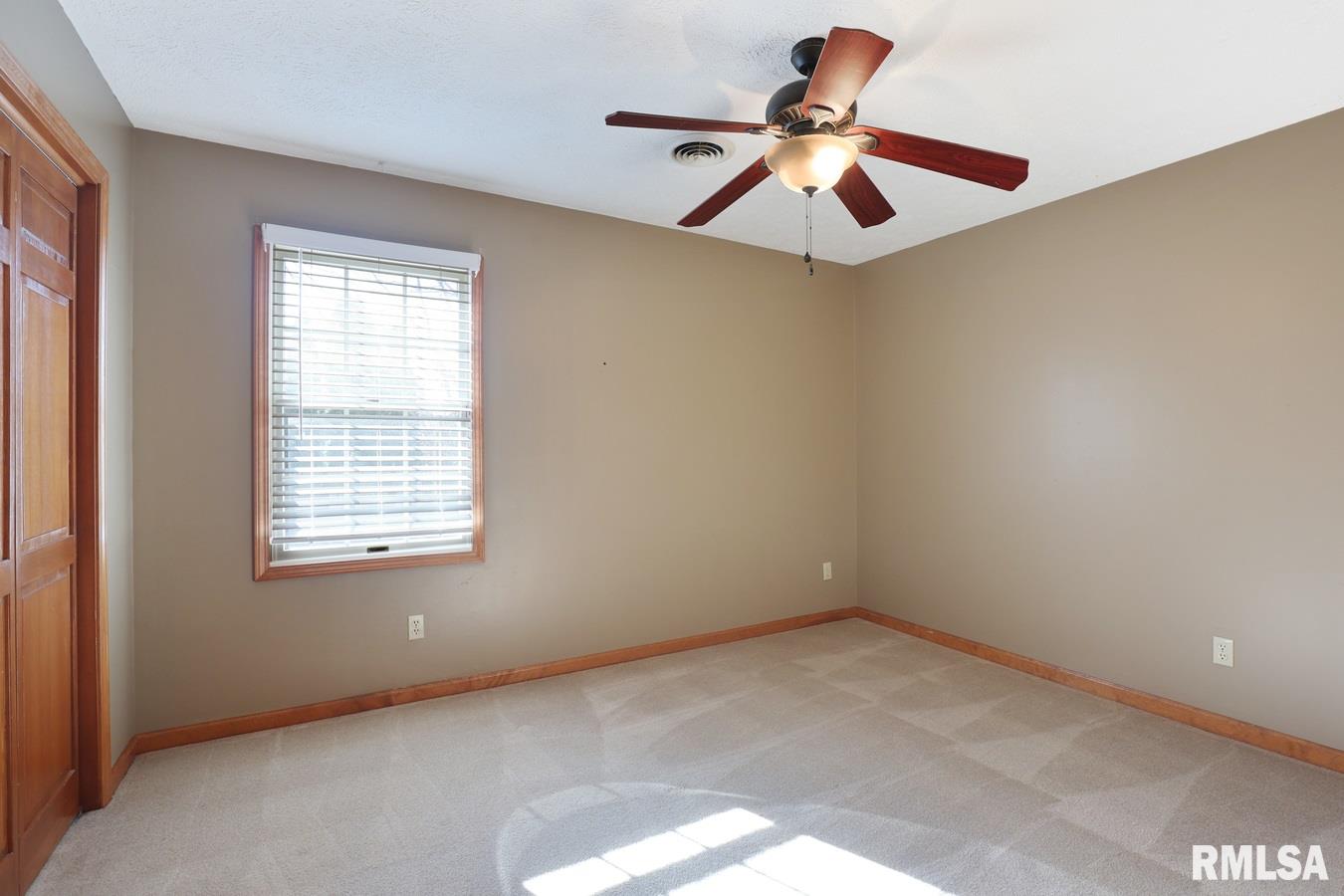104 Verona Drive Springfield, IL 62703 - Photo 14 of 26 Gallery Image 14