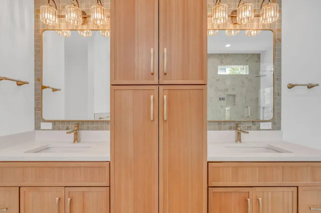 $2,299,999 | 17210 Angelfish Lane, Sugarloaf, FL 33042