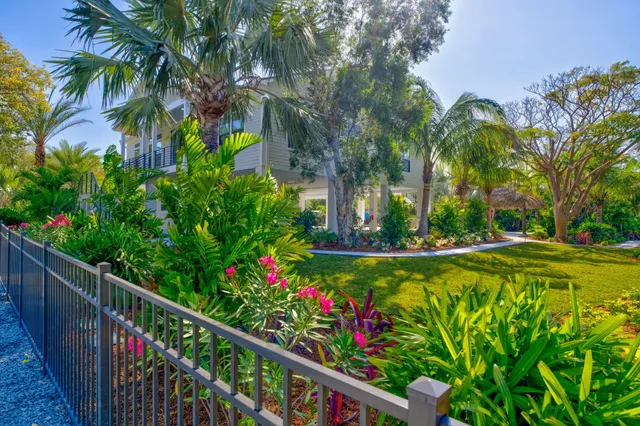 $2,299,999 | 17210 Angelfish Lane, Sugarloaf, FL 33042