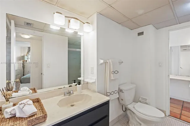 $405,000 | 800 West Avenue, Unit 831, Miami Beach, FL 33139