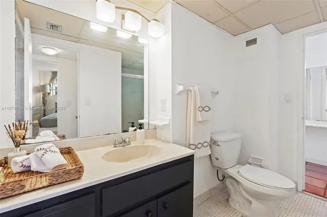 $405,000 | 800 West Avenue, Unit 831, Miami Beach, FL 33139