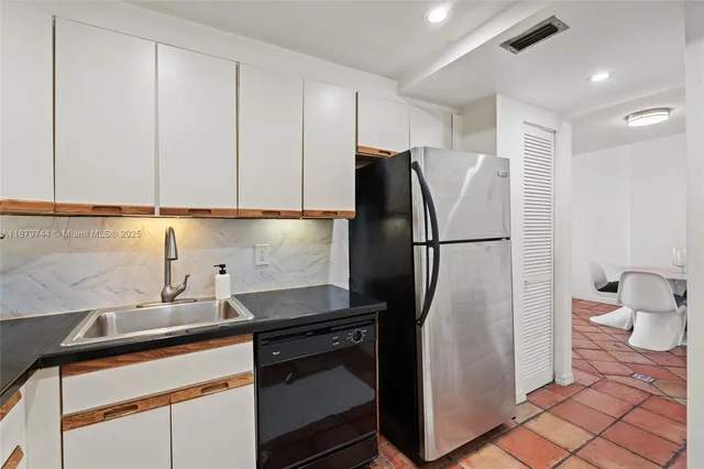 $405,000 | 800 West Avenue, Unit 831, Miami Beach, FL 33139