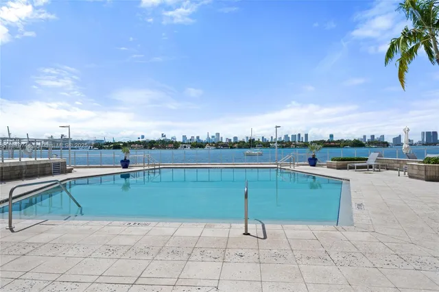 $405,000 | 800 West Avenue, Unit 831, Miami Beach, FL 33139