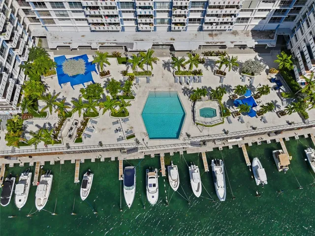$405,000 | 800 West Avenue, Unit 831, Miami Beach, FL 33139