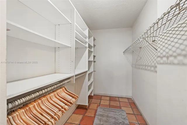 $405,000 | 800 West Avenue, Unit 831, Miami Beach, FL 33139