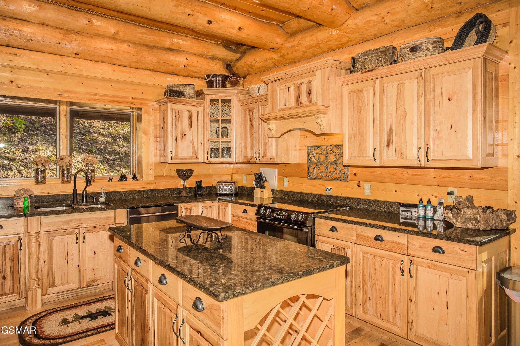 641 Pinnacle Vista Road Gatlinburg, TN 37738 - Photo 13 of 56 Gallery Image 13