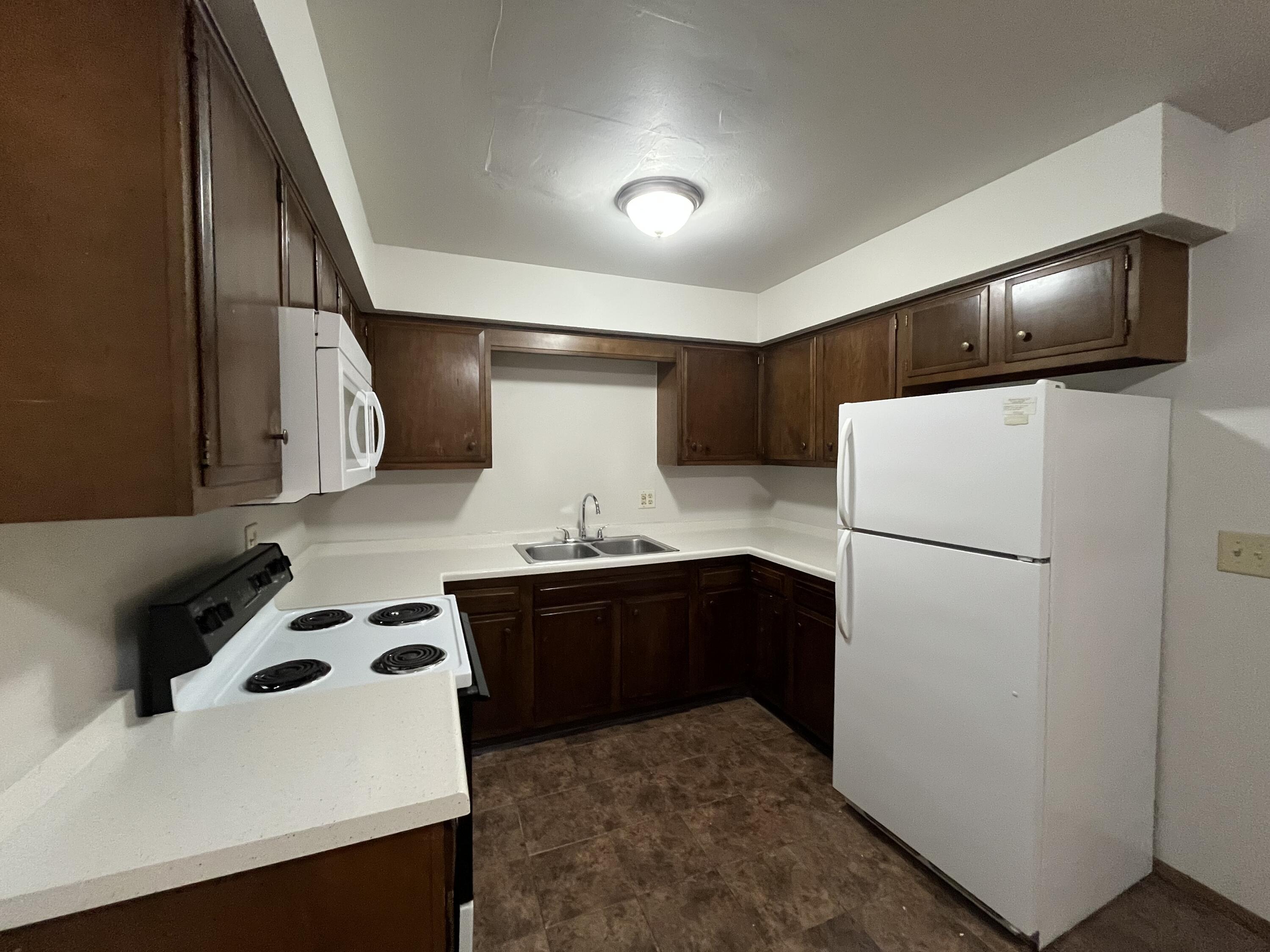 4244 South 51st Street Milwaukee, WI 53220 - Photo 4 of 5 Kitchen