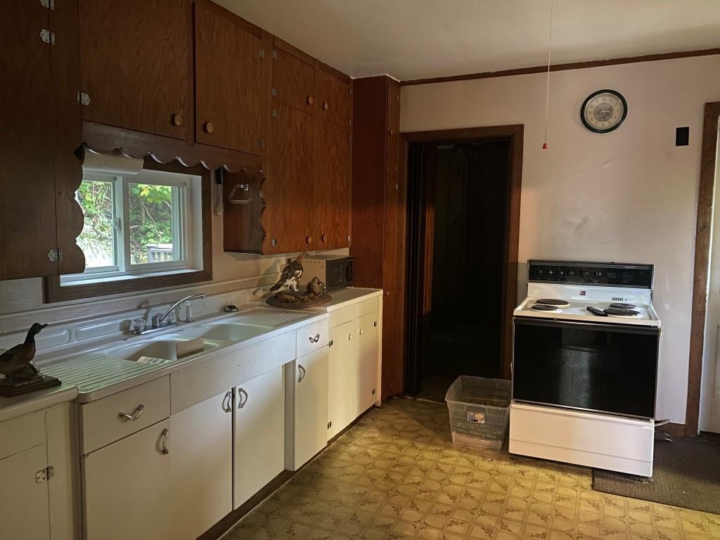 761 Western Avenue Berlin, NH 03570 - Photo 32 of 33