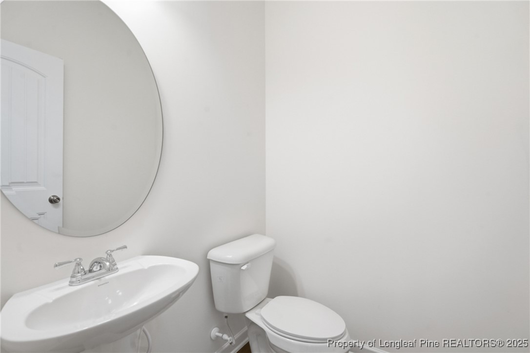 272 Bruce Drive Dunn, NC 28334 - Photo 13 of 48