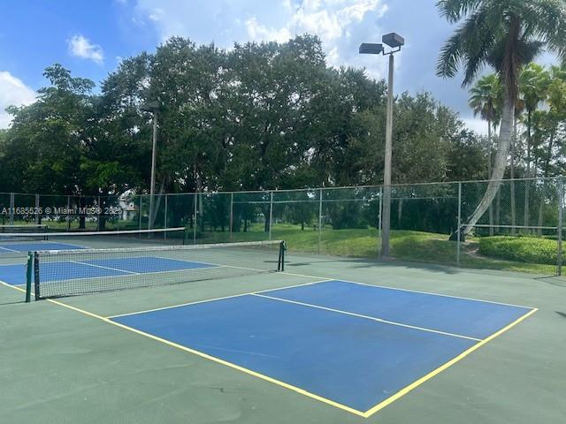 171 Northwest 75th Terrace Plantation, FL 33317 - Photo 14 of 32 Tennis Courts