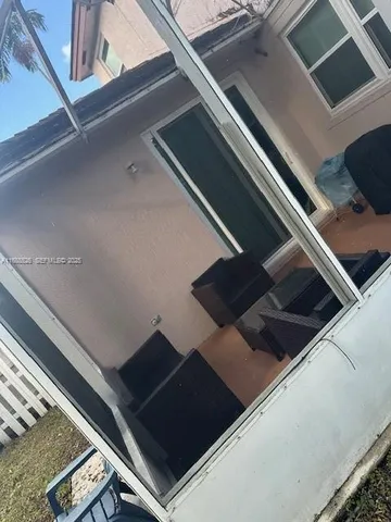 $1,100 | 171 Northwest 75th Terrace, Plantation, FL 33317