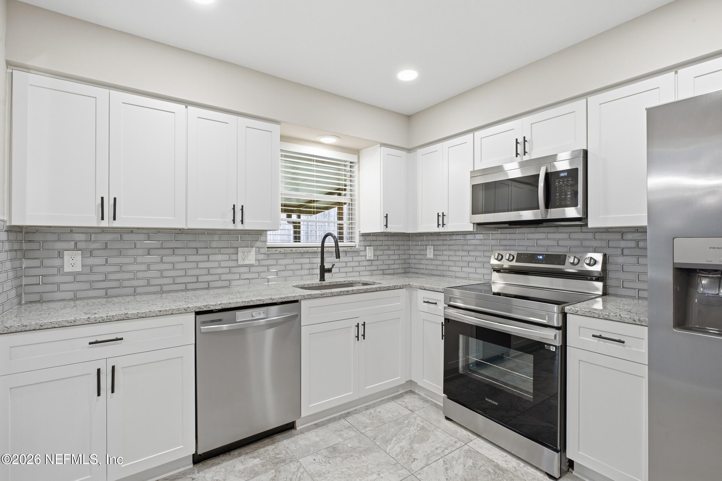10620 Hampton Road Jacksonville, FL 32257 - Photo 4 of 19 19_4o6a0099