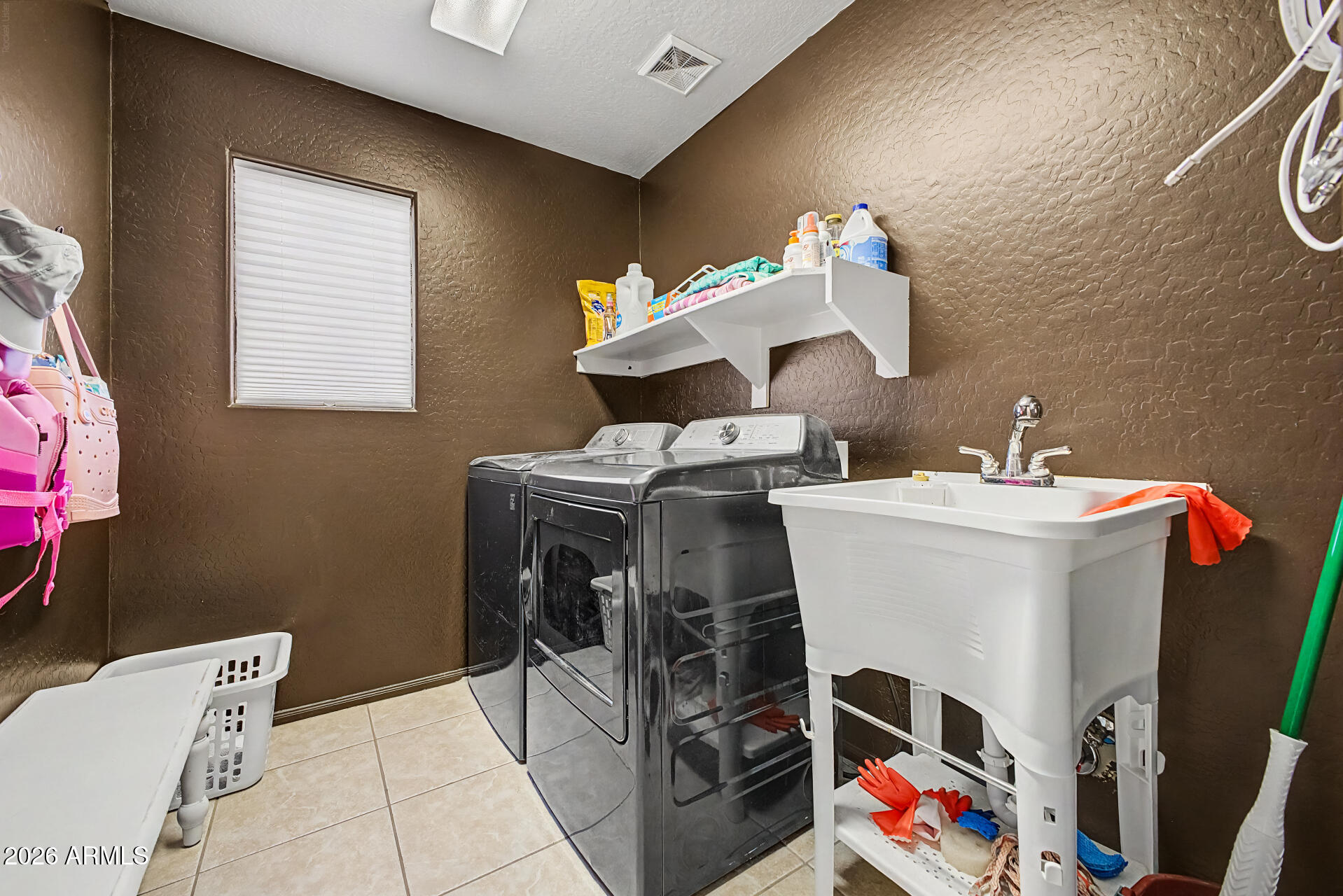 28929 North Calcite Way San Tan Valley, AZ 85143 - Photo 22 of 43 Laundry