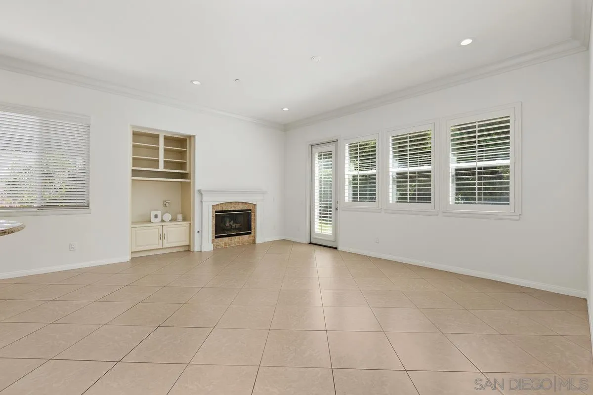 672 Inverlochy Drive Fallbrook, CA 92028 - Photo 15 of 47