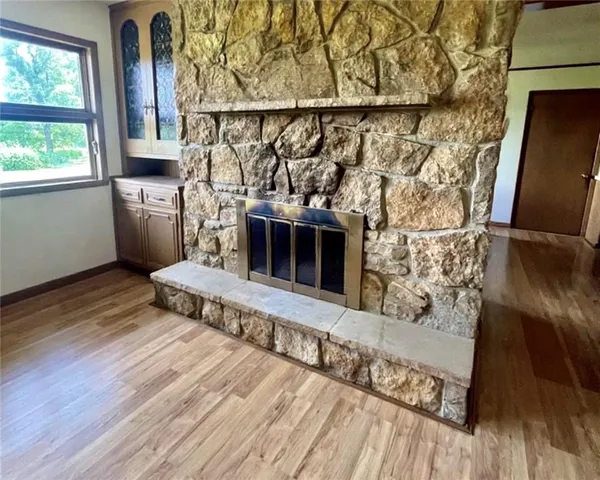 $4,658,550 | 22155 70th Road, St. Paul, KS 66771