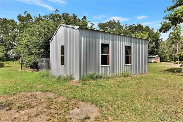 $4,658,550 | 22155 70th Road, St. Paul, KS 66771