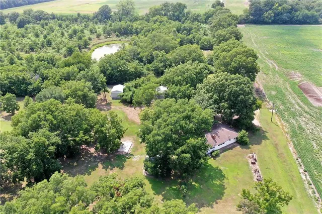 $4,658,550 | 22155 70th Road, St. Paul, KS 66771