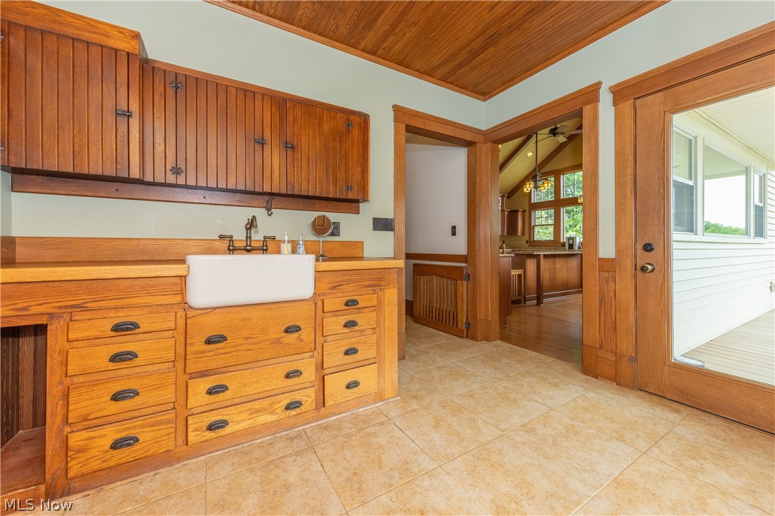 34390 Detroit Road Avon, OH 44011 - Photo 20 of 35