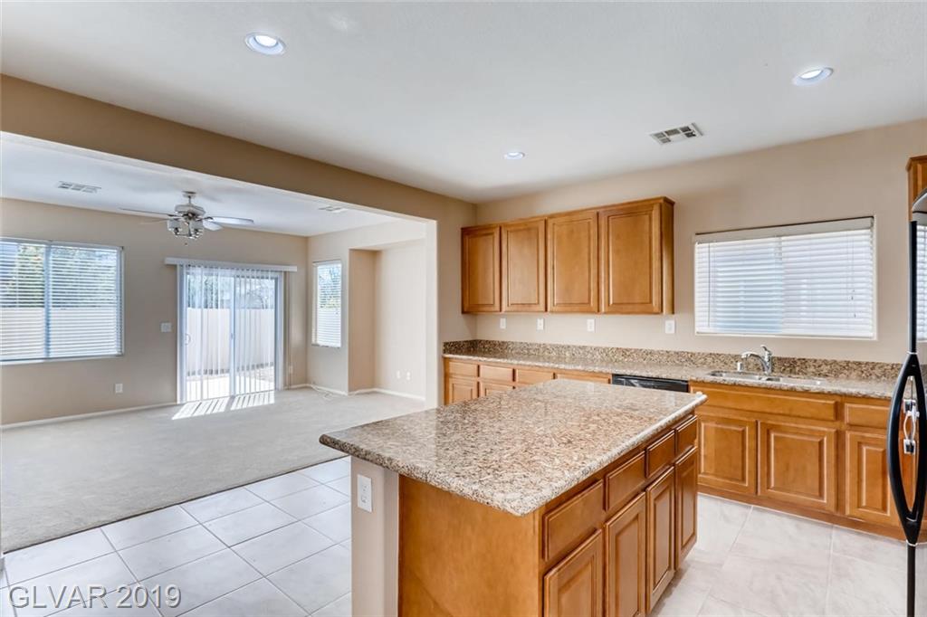 10985 Paradise Road Henderson, NV 89052 - Photo 8 of 28 Gallery Image 8