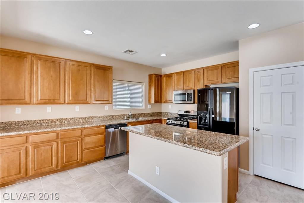 10985 Paradise Road Henderson, NV 89052 - Photo 9 of 28 Gallery Image 9