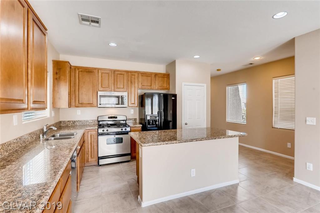 10985 Paradise Road Henderson, NV 89052 - Photo 10 of 28 Gallery Image 10