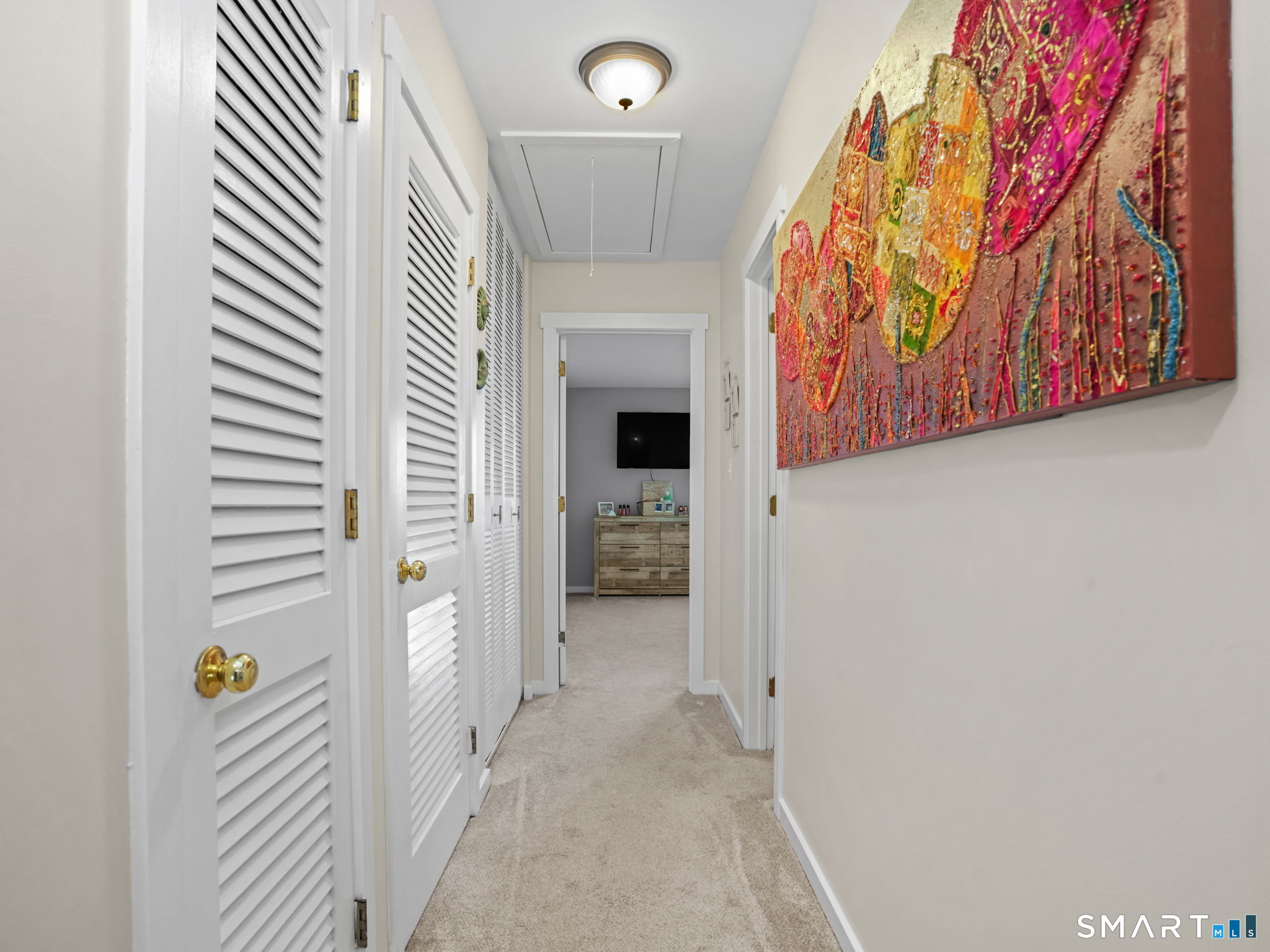 71 Aiken Street, Unit C8 Norwalk, CT 06851 - Photo 20 of 29 a view of a hallway view with staircase