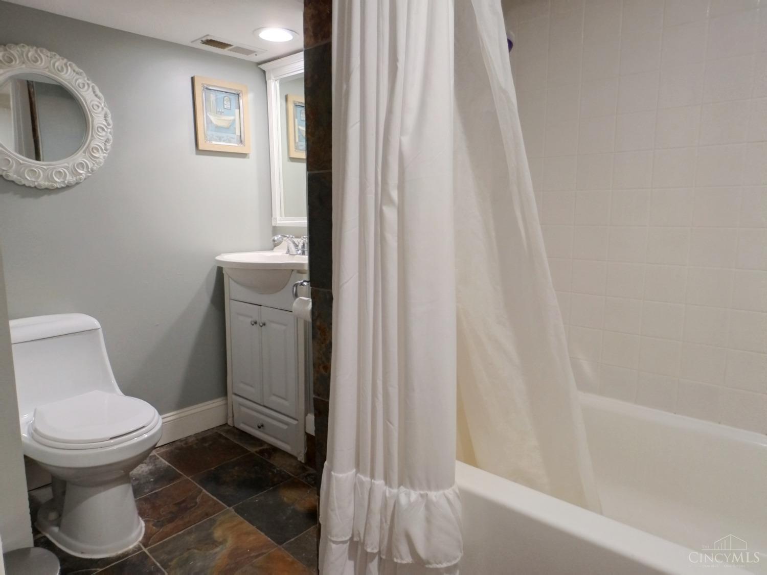 155 Broadway Street Batavia, OH 45103 - Photo 21 of 35