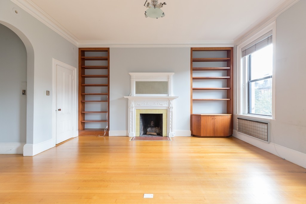 210 Beacon Street, Unit 3 Boston, MA 02116 - Photo 5 of 9