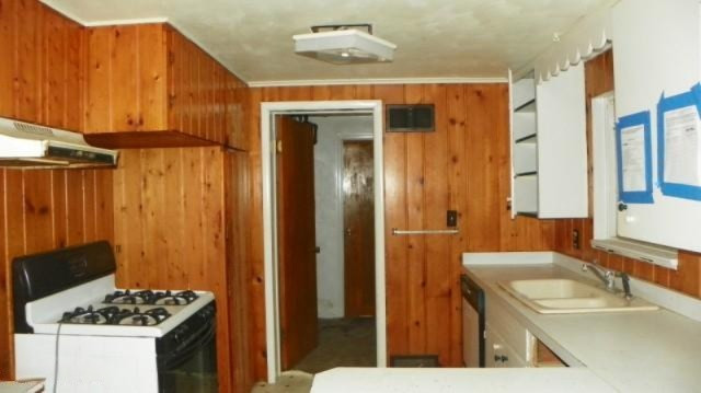 57571 Walnut Street Three Rivers, MI 49093 - Photo 6 of 15 263-449061 kitchen 1