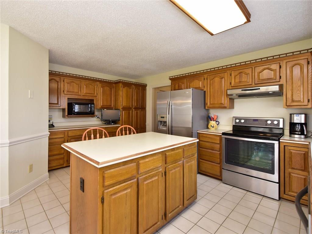 4907 Leadenhall Road Oak Ridge, NC 27310 - Photo 13 of 30