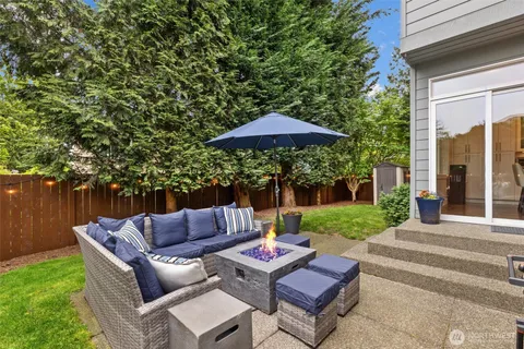 $1,750,000 | 1308 269th Court Southeast, Sammamish, WA 98075