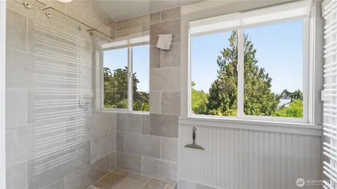 $2,747,000 | 614 35th Avenue, Seattle, WA 98122