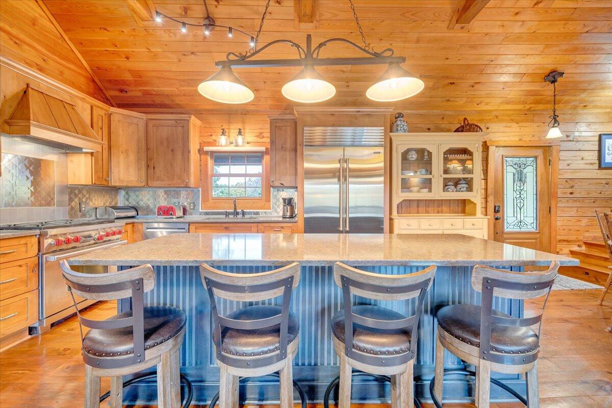 104 Red Oak Road Moneta, VA 24121 - Photo 15 of 99 Kitchen