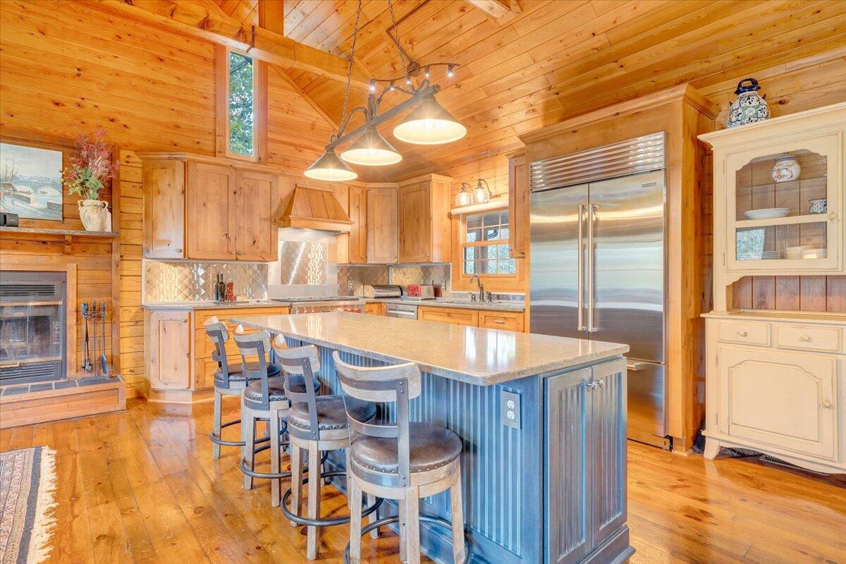 104 Red Oak Road Moneta, VA 24121 - Photo 16 of 99 Kitchen