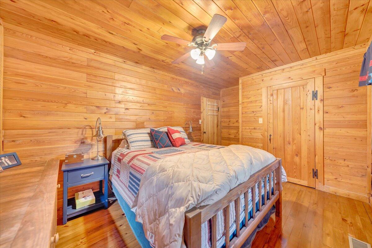 104 Red Oak Road Moneta, VA 24121 - Photo 29 of 99 Bedroom
