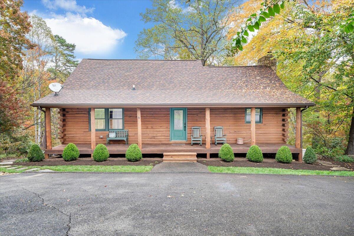 104 Red Oak Road Moneta, VA 24121 - Photo 3 of 99 Front