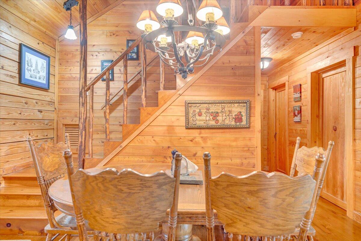 104 Red Oak Road Moneta, VA 24121 - Photo 35 of 99 Dining Area
