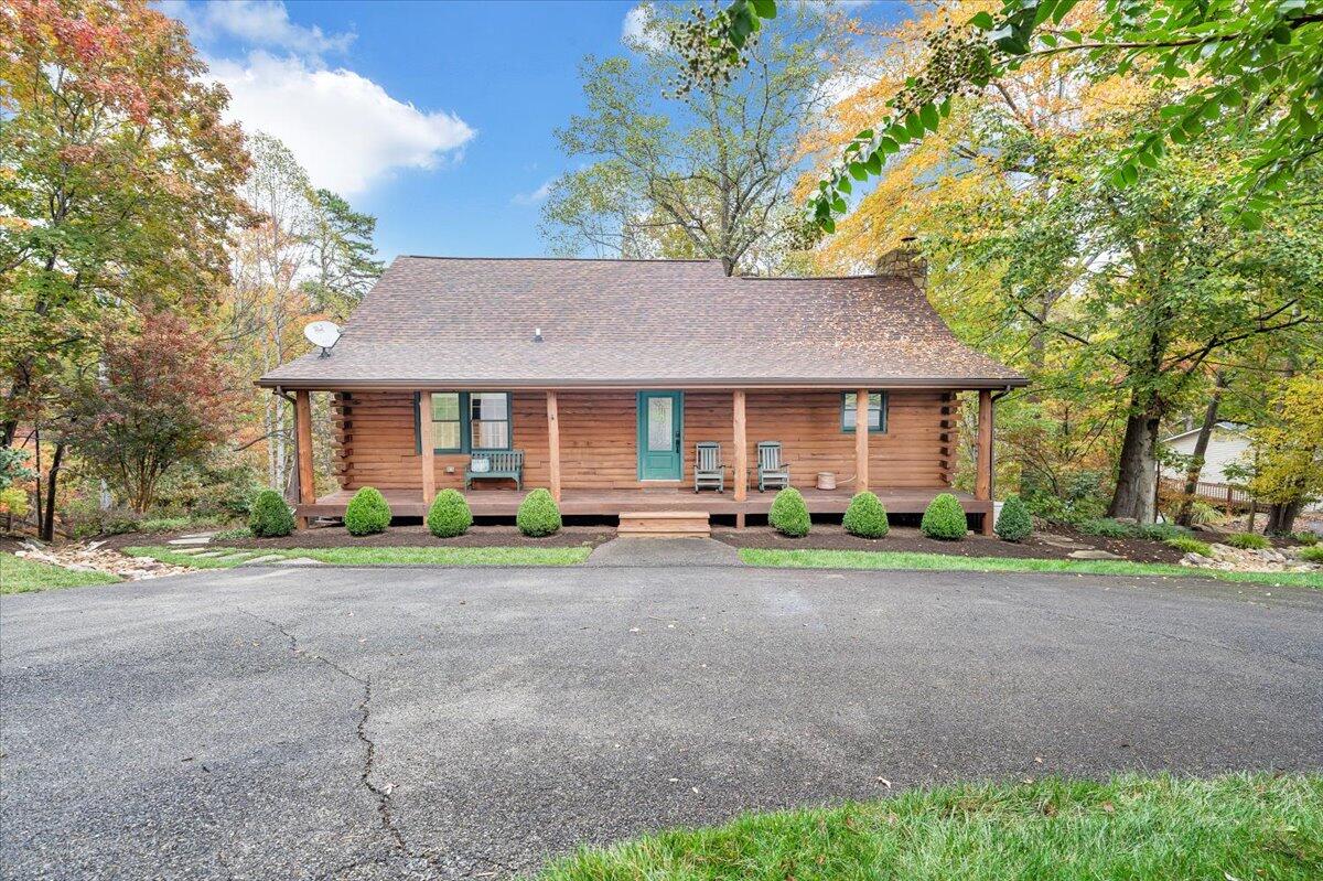 104 Red Oak Road Moneta, VA 24121 - Photo 97 of 99 Front