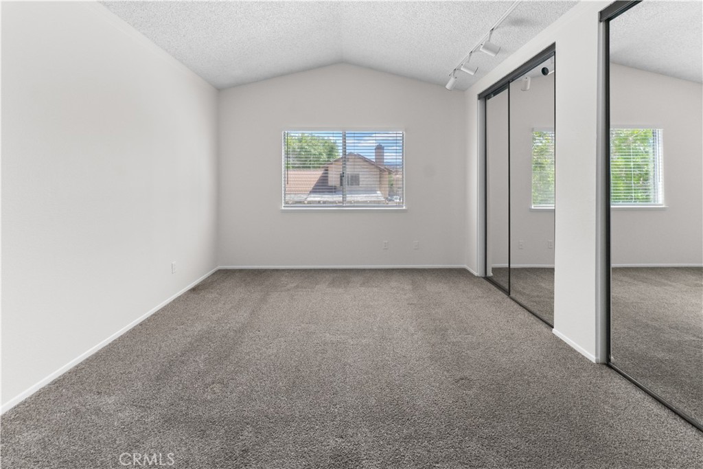1232 Kings Road Palmdale, CA 93551 - Photo 13 of 32