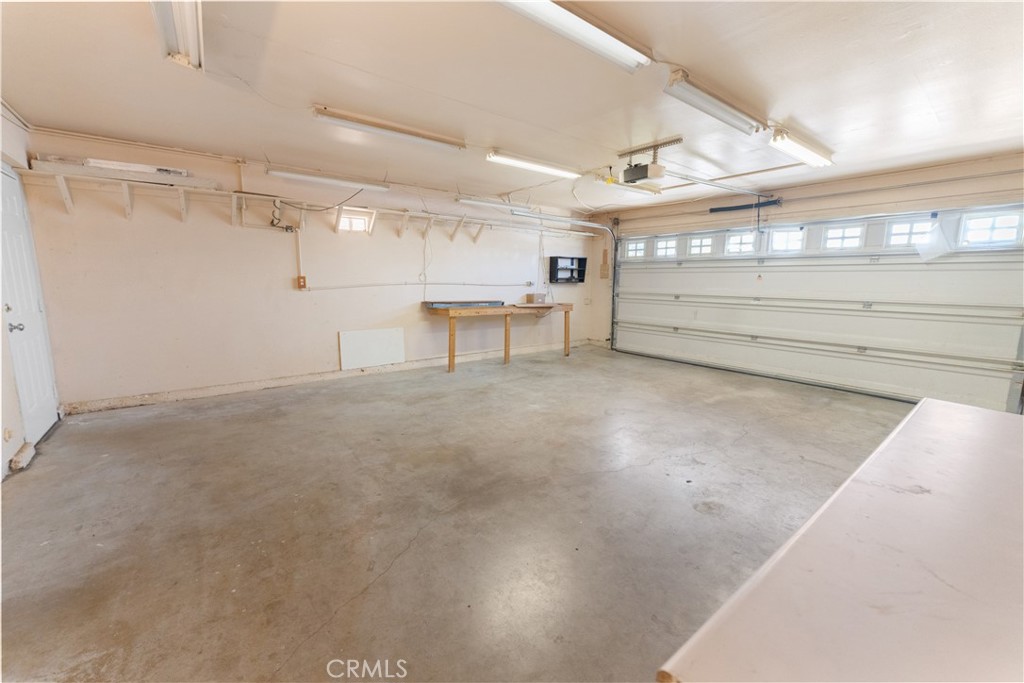 1232 Kings Road Palmdale, CA 93551 - Photo 15 of 32