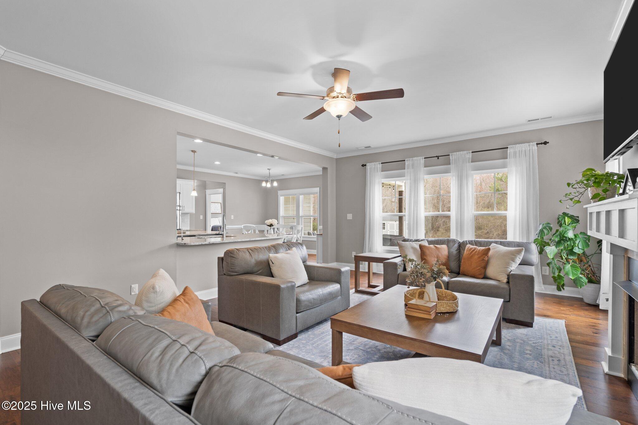 264 Bibey Road Carthage, NC 28327 - Photo 10 of 54 Living Room