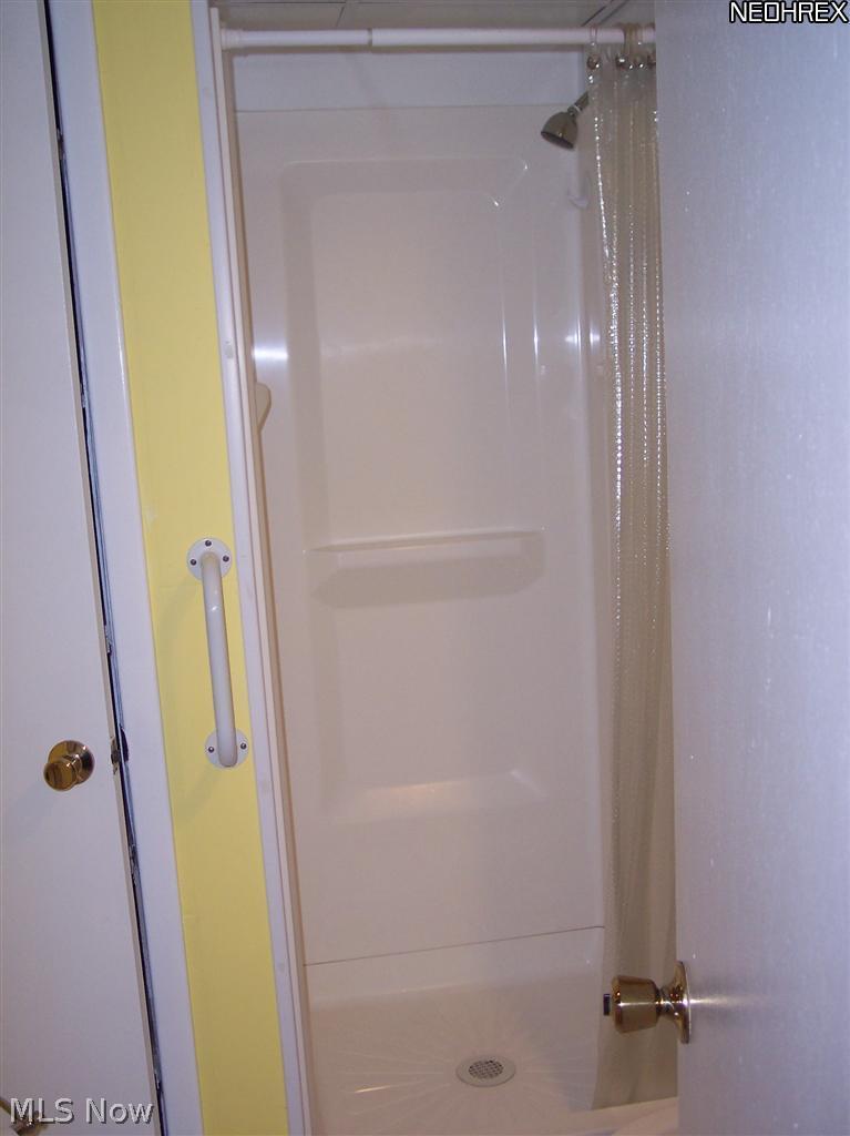 13437 Sheldon Road Cleveland, OH 44130 - Photo 16 of 17 Gallery Image 16
