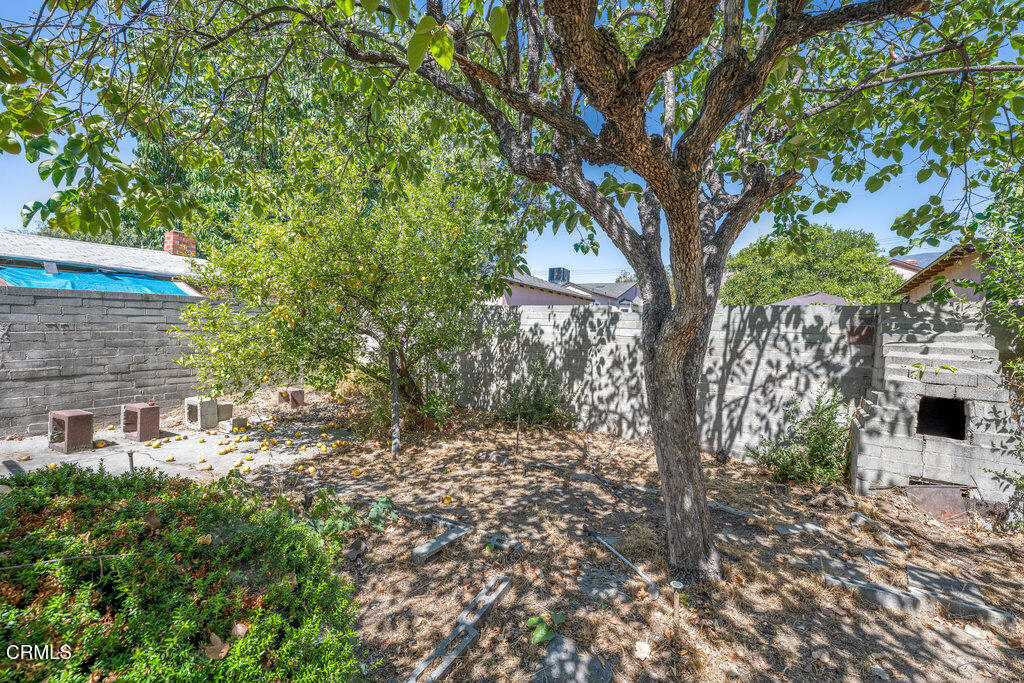 269 Laun Street Altadena, CA 91001 - Photo 19 of 19 022__zuw6739_40_41_87