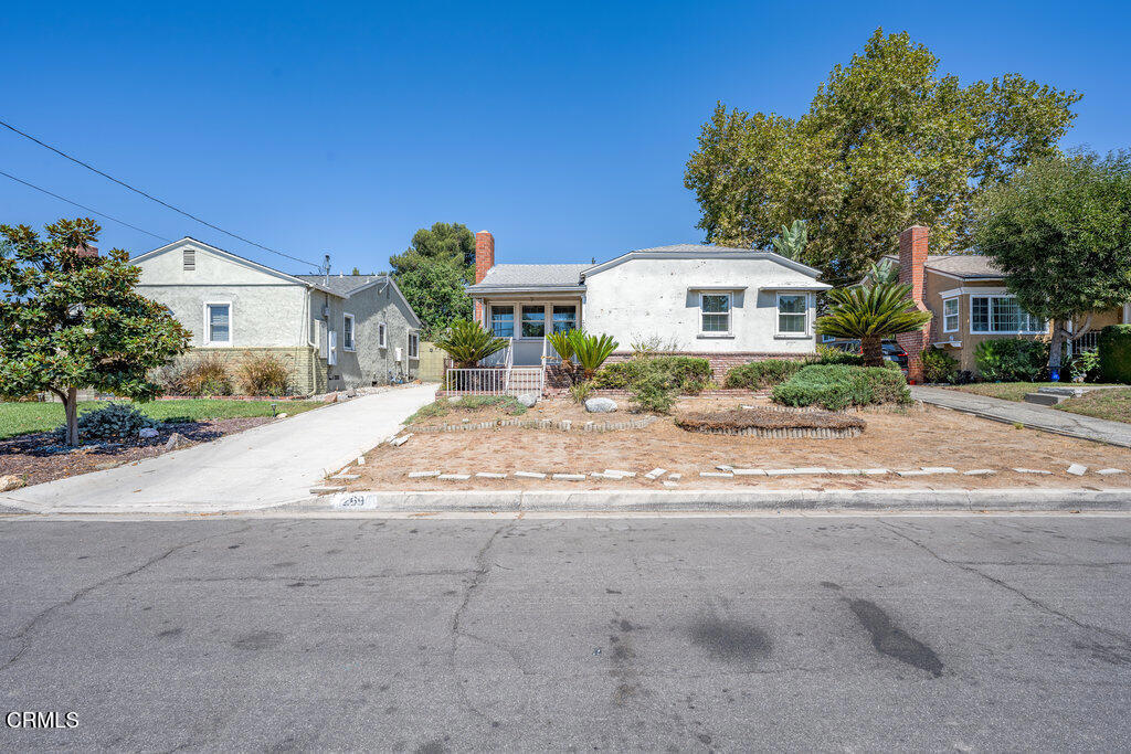 269 Laun Street Altadena, CA 91001 - Photo 2 of 19 017__zuw6724_5_6_381