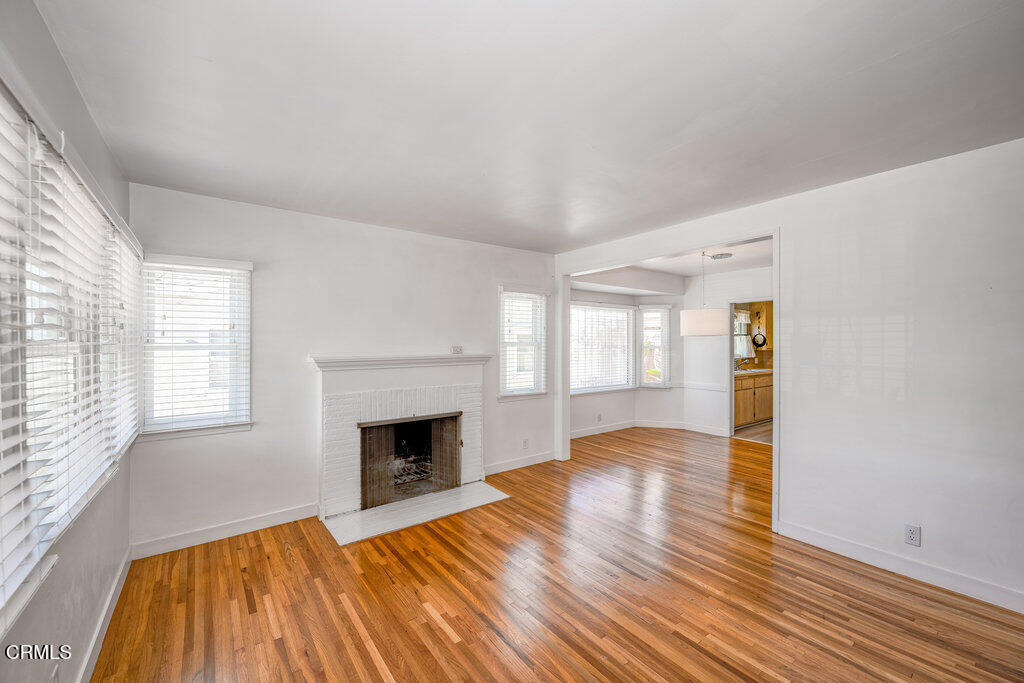 269 Laun Street Altadena, CA 91001 - Photo 3 of 19 023__zuw6742_3_4_260