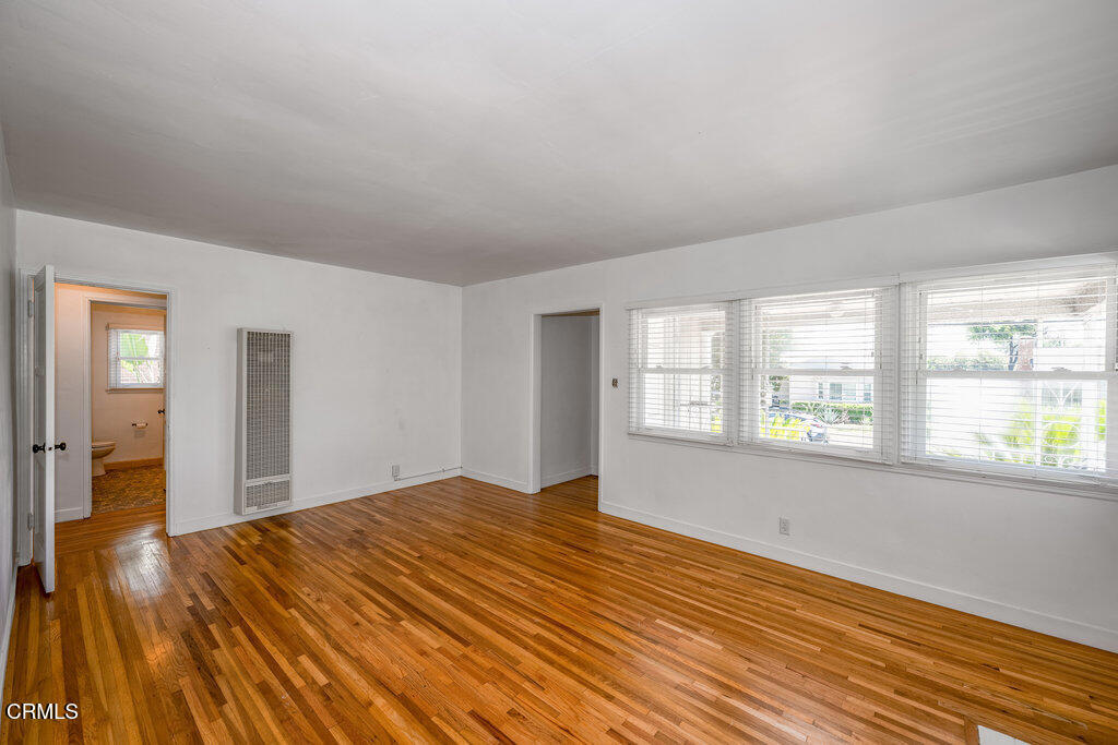 269 Laun Street Altadena, CA 91001 - Photo 4 of 19 025__zuw6748_49_50_981