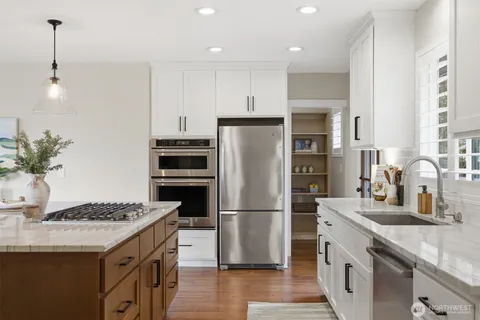 $739,000 | 3226 Heights Drive, Bellingham, WA 98226