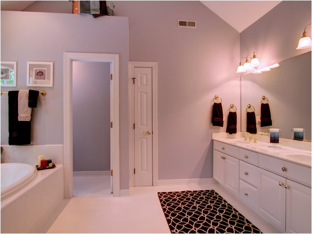 9021 Hemingwood Court Raleigh, NC 27613 - Photo 17 of 25 Photo 17
